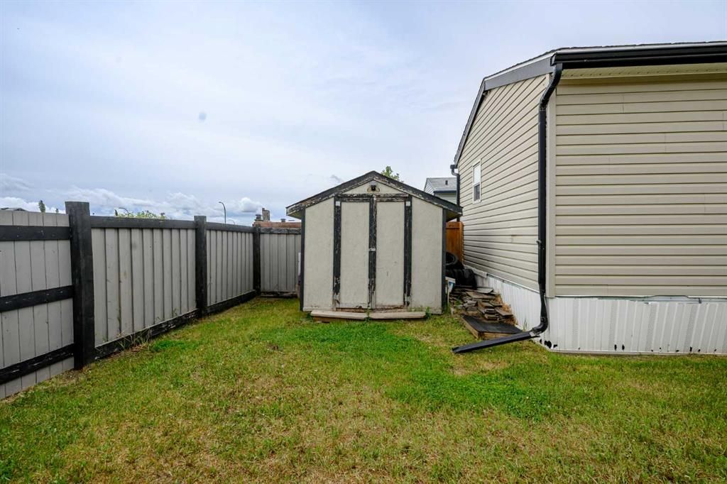 8829 90 Avenue  - Photo 28