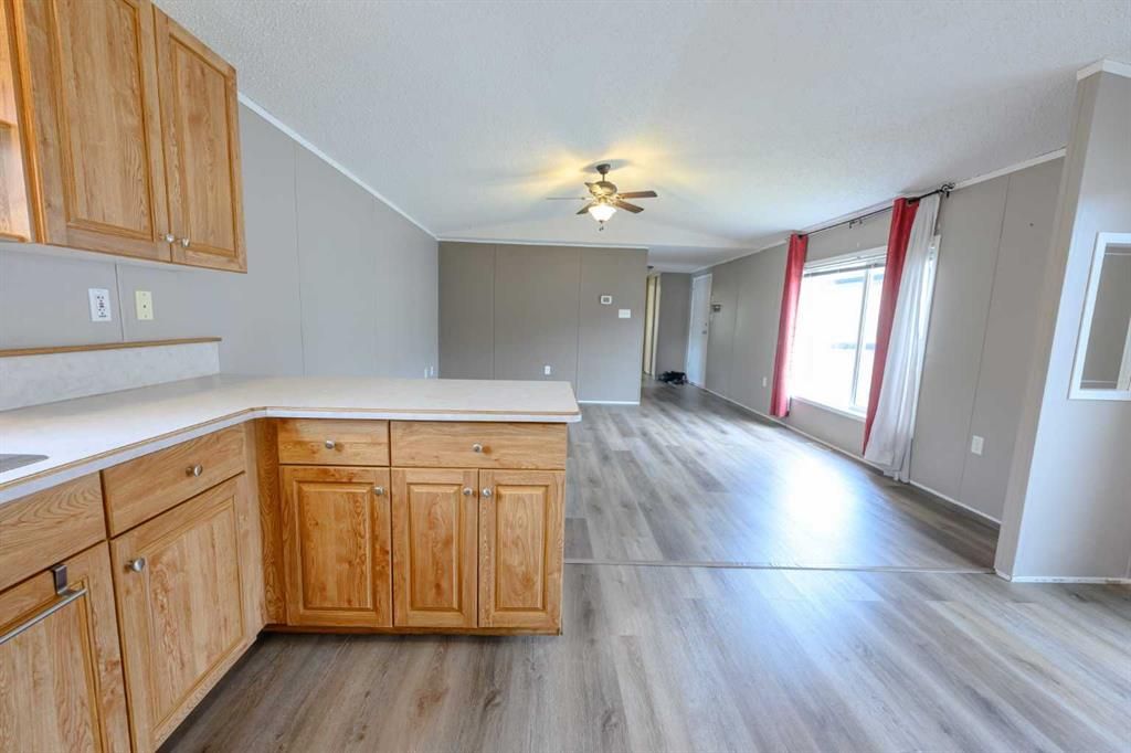 8829 90 Avenue  - Photo 5