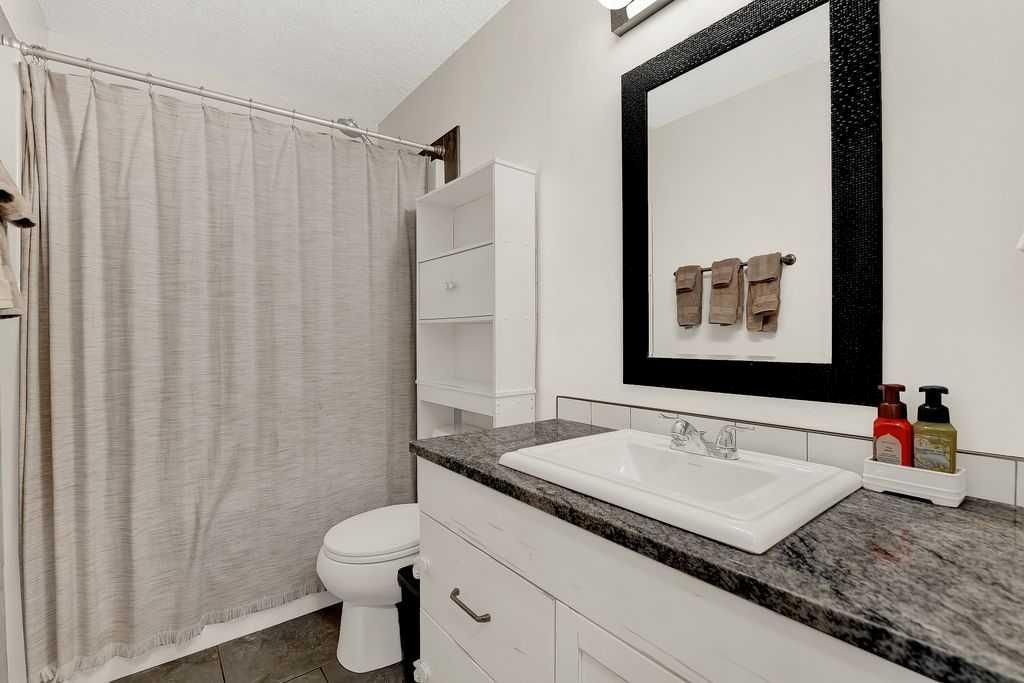 9468 93 Street  - Photo 12