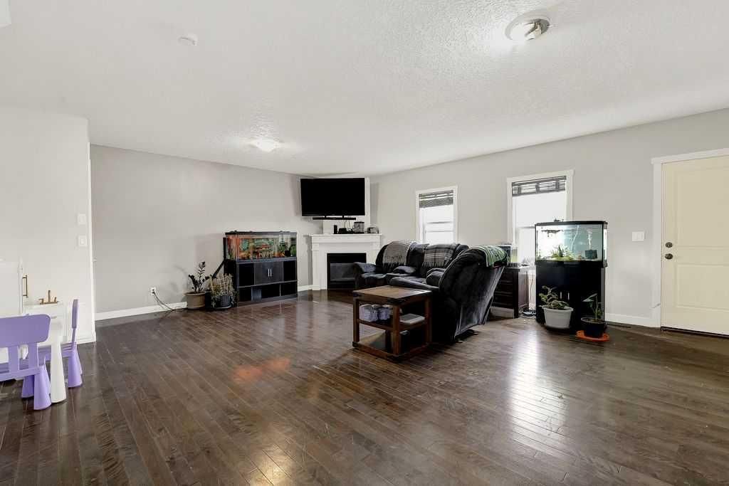 9468 93 Street  - Photo 17