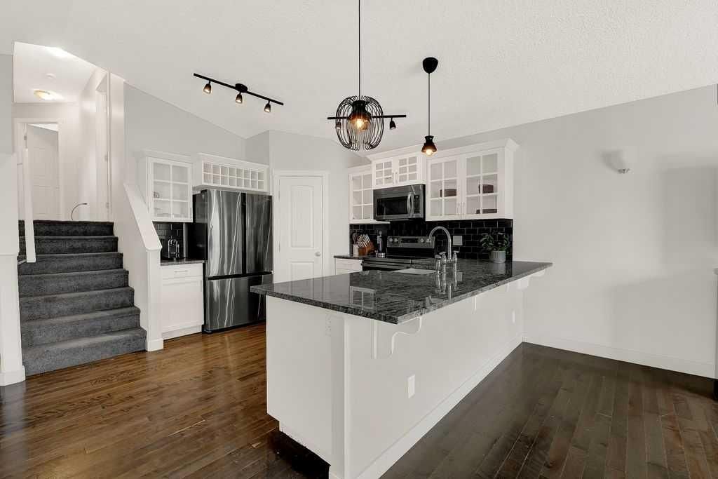 9468 93 Street  - Photo 9