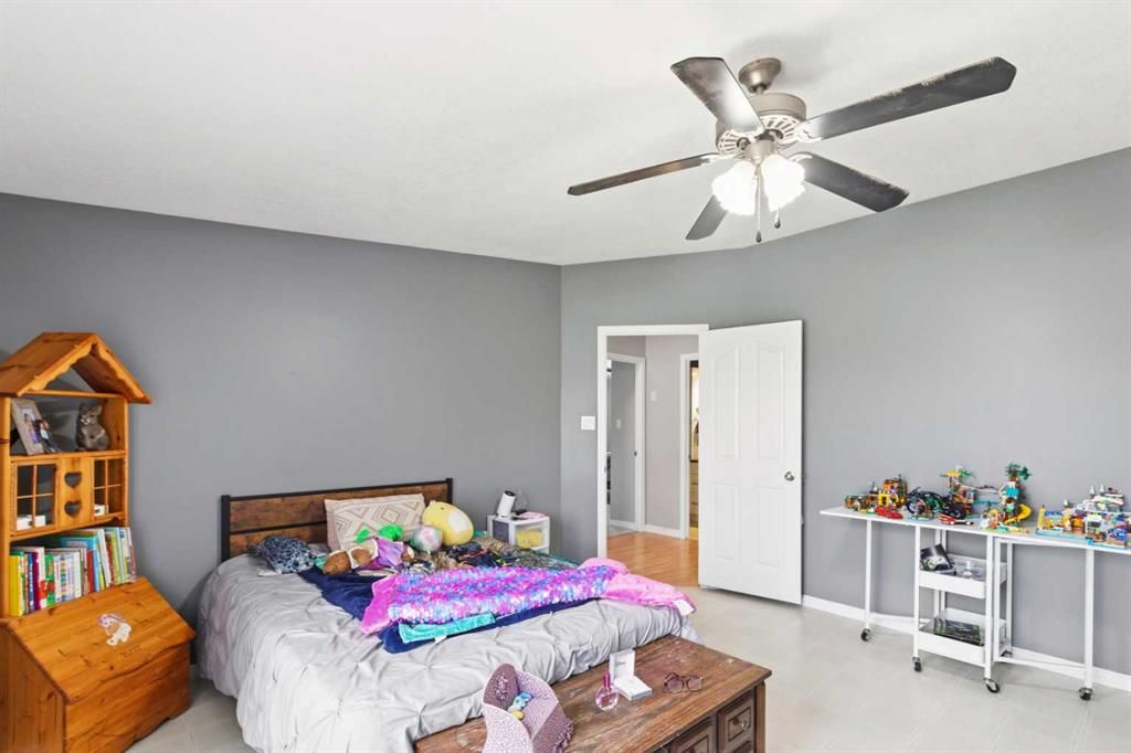 593 Stewart Street  - Photo 13