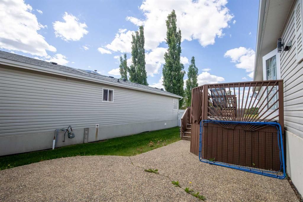 593 Stewart Street  - Photo 19
