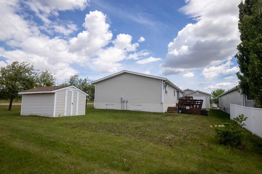 593 Stewart Street  - Photo 22