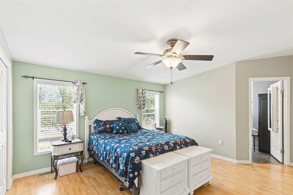 593 Stewart Street  - Photo 8