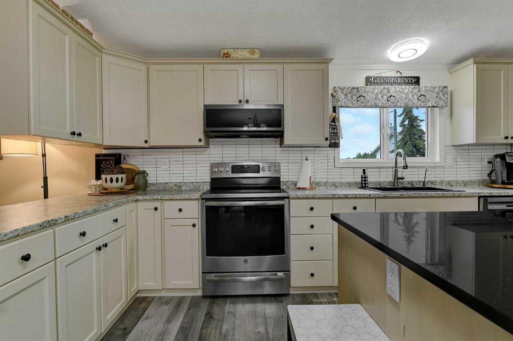 25128 HWY 43   - Photo 6