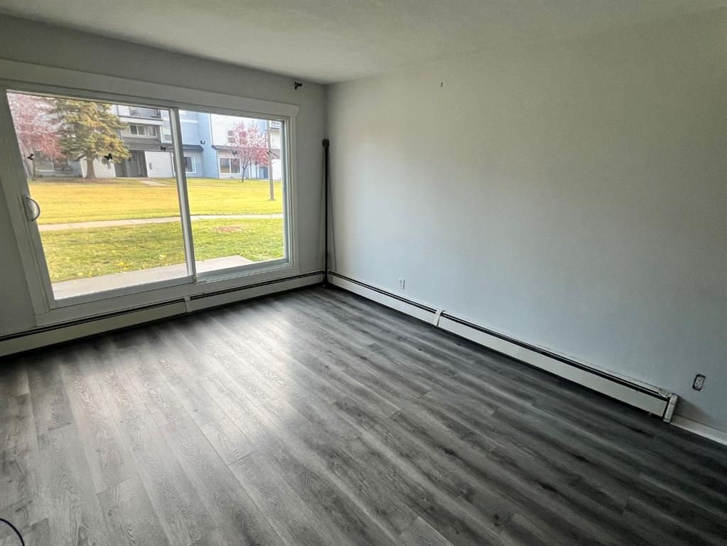 1114, 7201 Poplar Drive  - Photo 14
