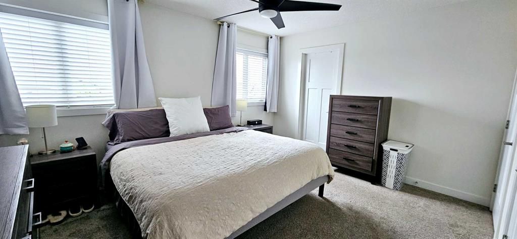 8869 96 Avenue  - Photo 18