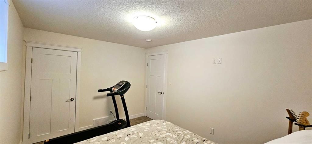 8869 96 Avenue  - Photo 34