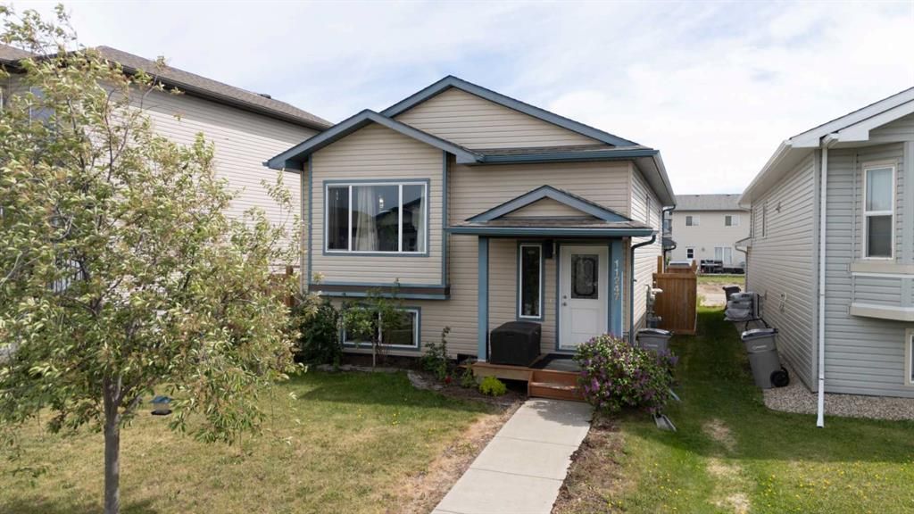 11247 75A Avenue - Photo 1