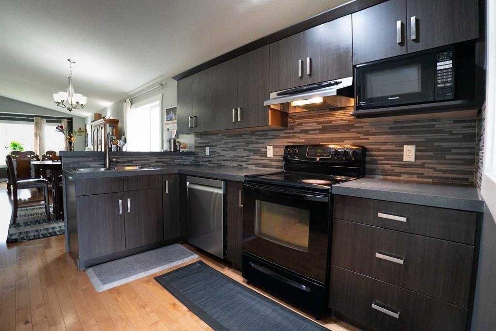 11247 75A Avenue  - Photo 9