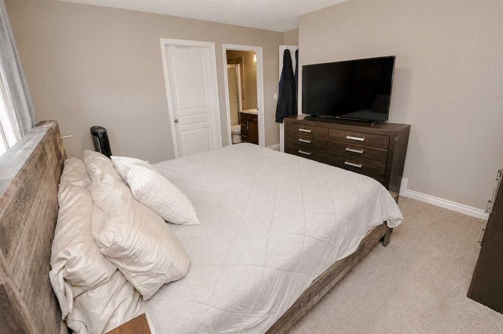 7017 115B Street  - Photo 13