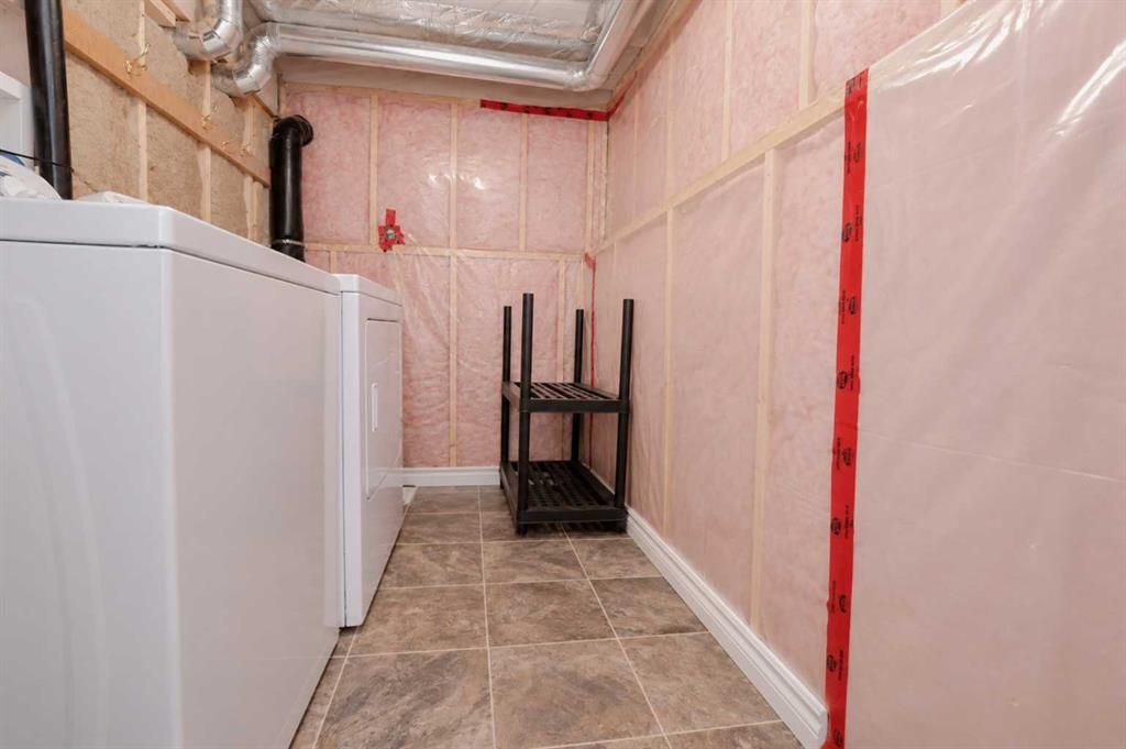 7017 115B Street  - Photo 24