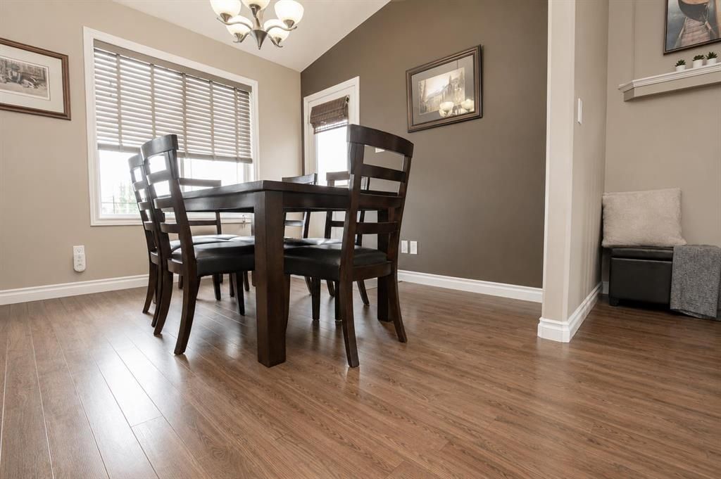 7017 115B Street  - Photo 7