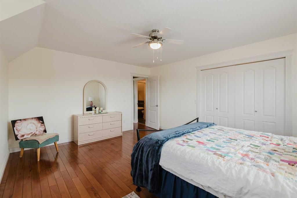 7925 Carriage Lane Drive  - Photo 15