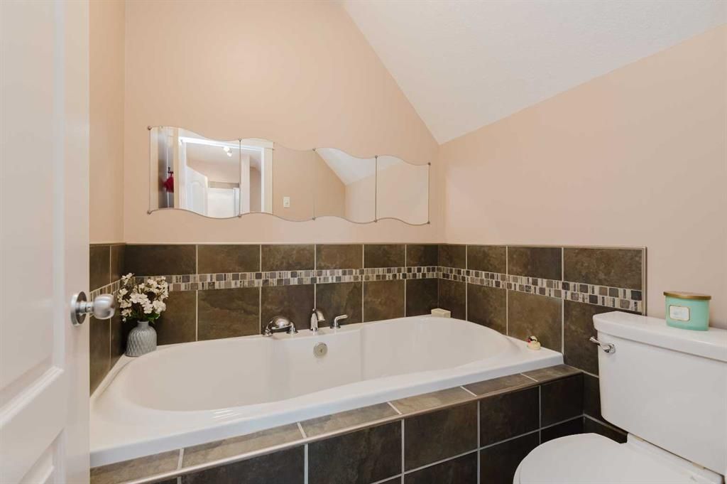 7925 Carriage Lane Drive  - Photo 21
