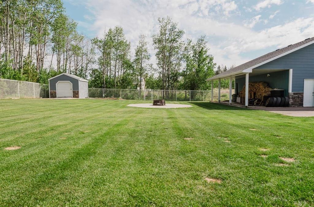 7925 Carriage Lane Drive  - Photo 28