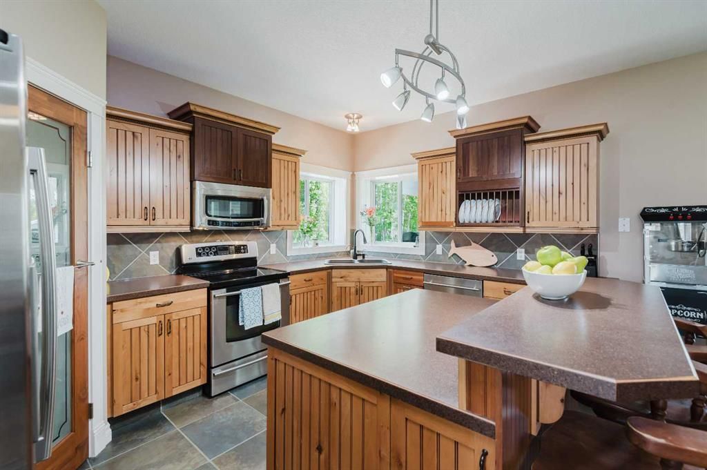 7925 Carriage Lane Drive  - Photo 6