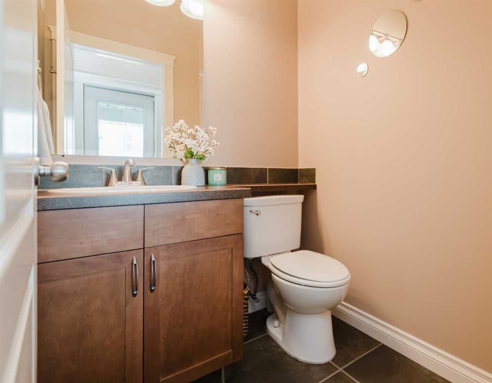 7925 Carriage Lane Drive  - Photo 8