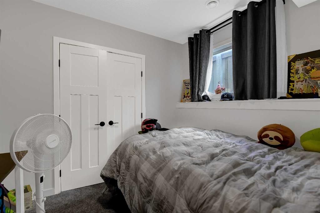 9427 Willow Drive  - Photo 26