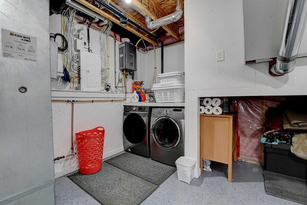 9427 Willow Drive  - Photo 28