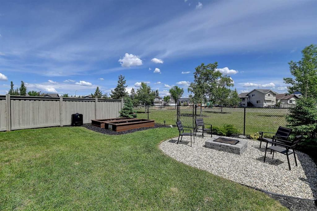 9427 Willow Drive  - Photo 32