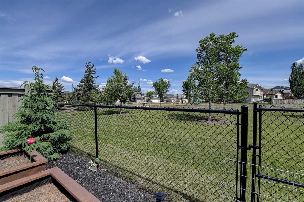 9427 Willow Drive  - Photo 35