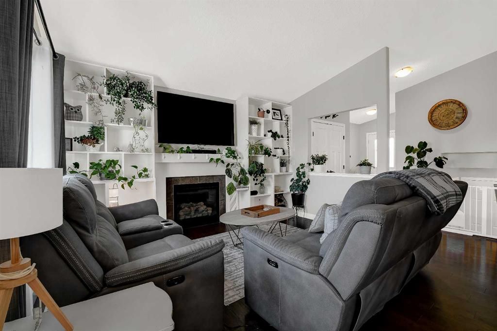 9427 Willow Drive  - Photo 4