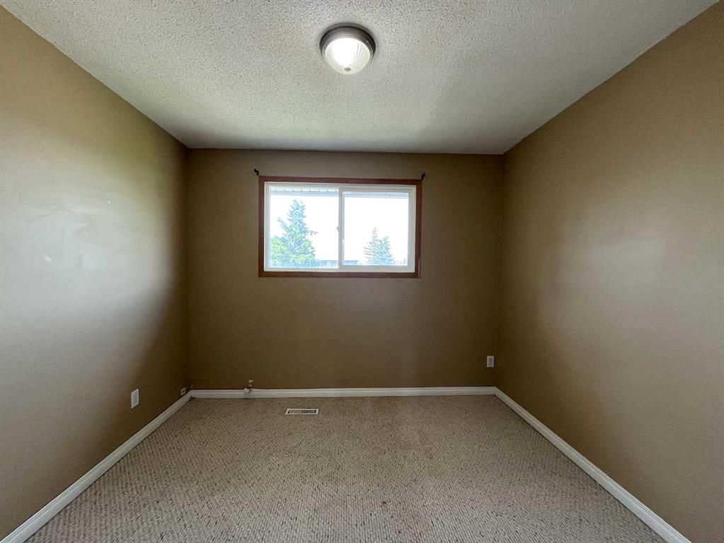 10012 79 Avenue  - Photo 16