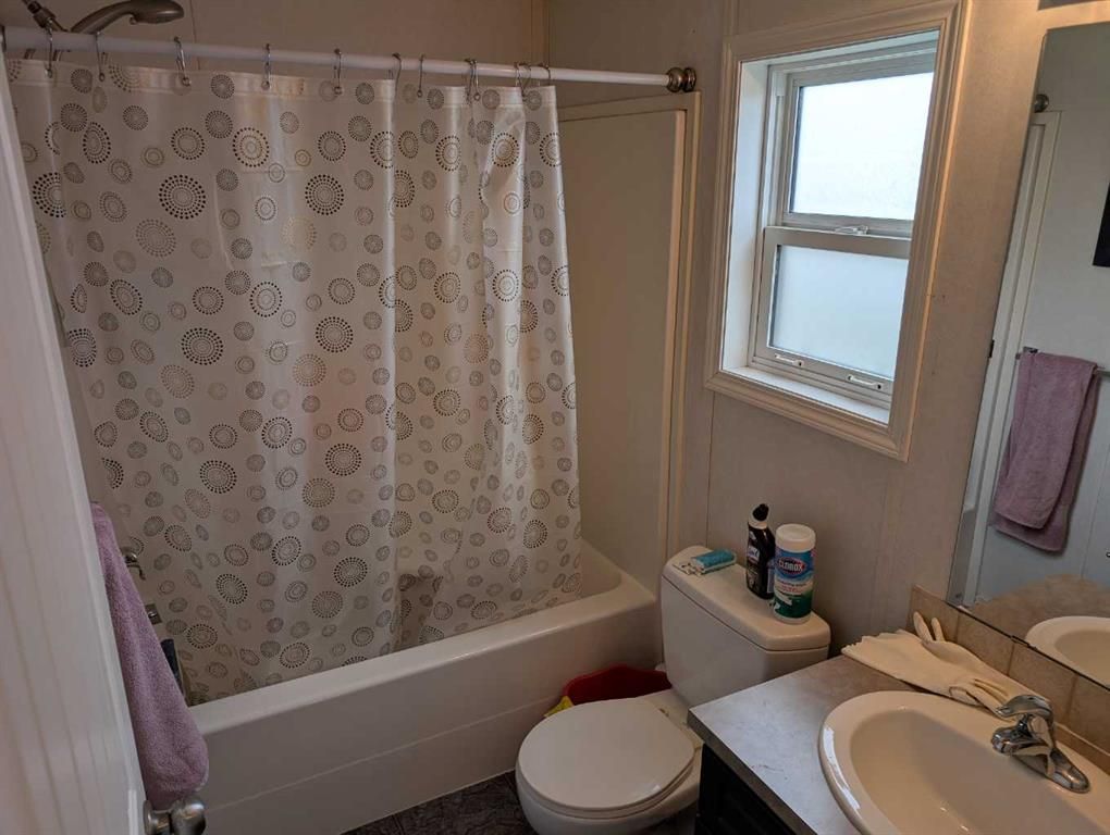 8717 88C Street  - Photo 17