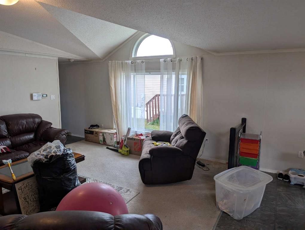 8717 88C Street  - Photo 5