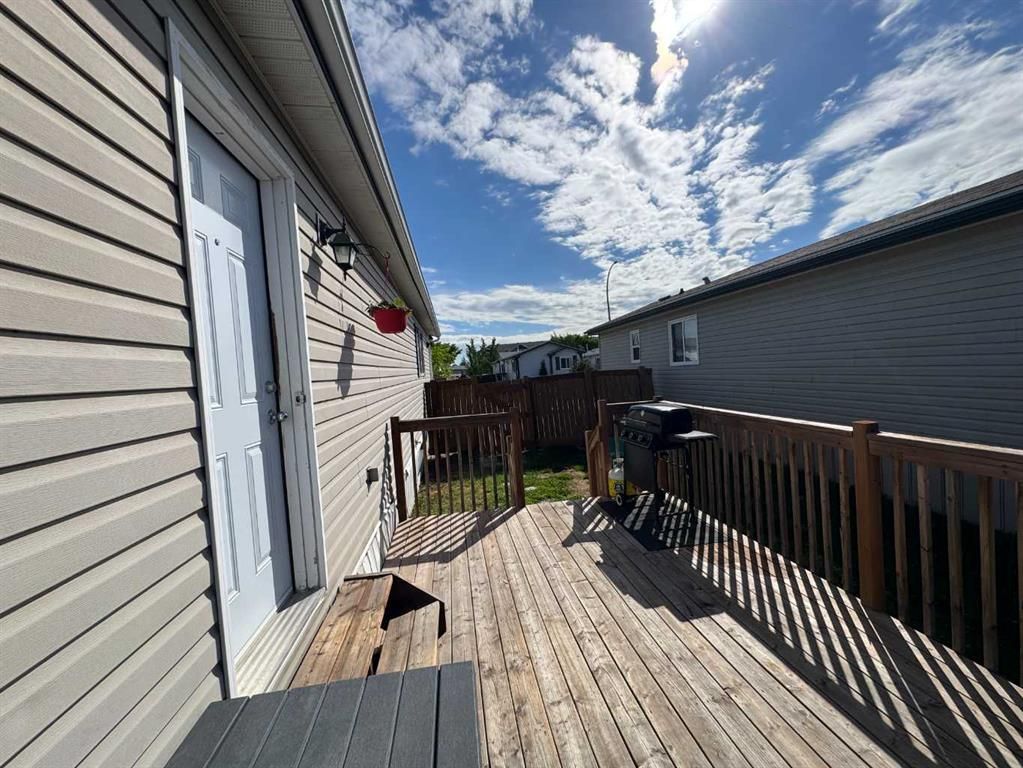 8620 89 Street  - Photo 27