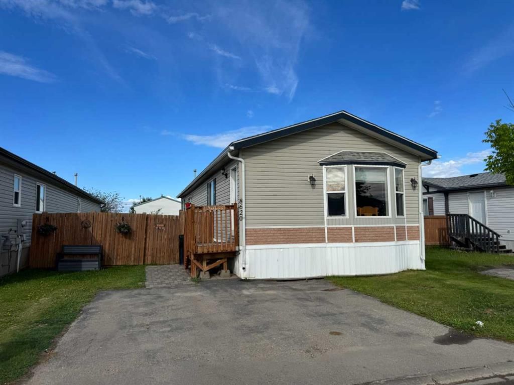 8620 89 Street  - Photo 3