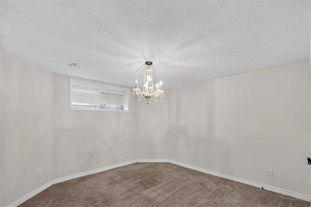 213 Pinnacle Drive  - Photo 15