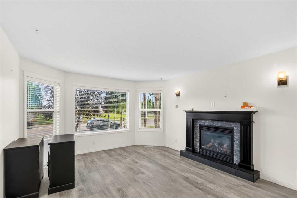 213 Pinnacle Drive  - Photo 6