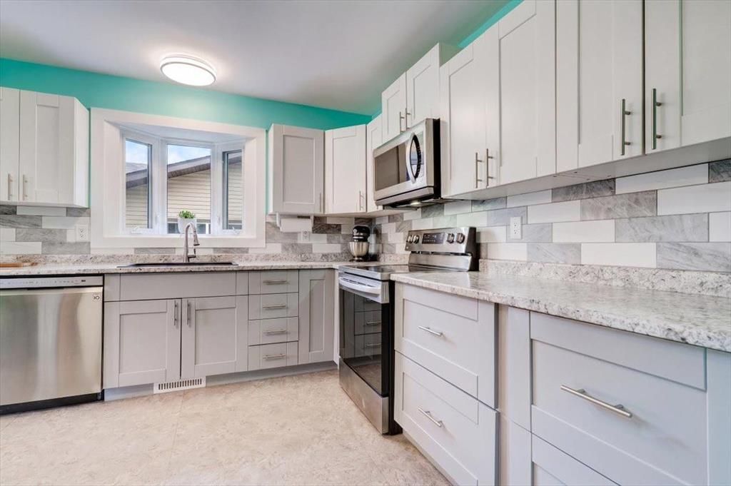 9721 75 Avenue  - Photo 14