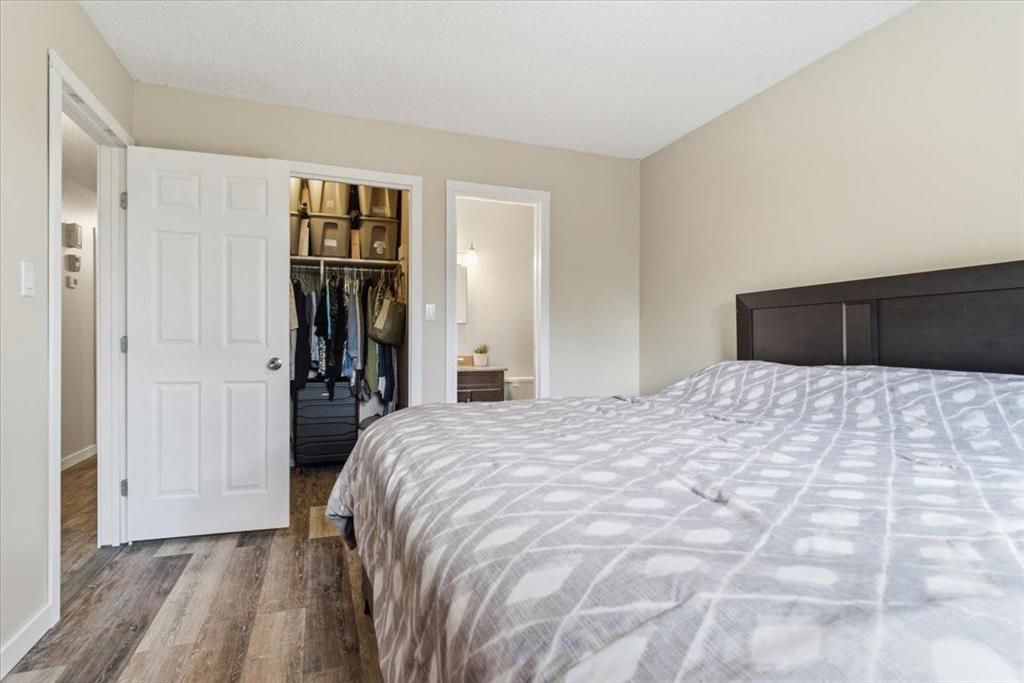 9721 75 Avenue  - Photo 19