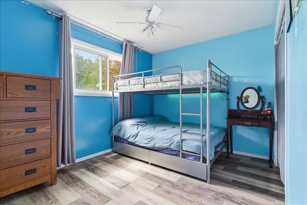 9721 75 Avenue  - Photo 21