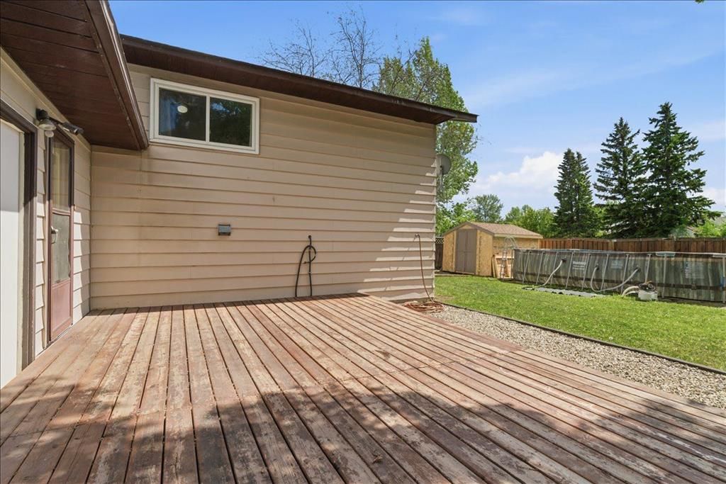 9721 75 Avenue  - Photo 36