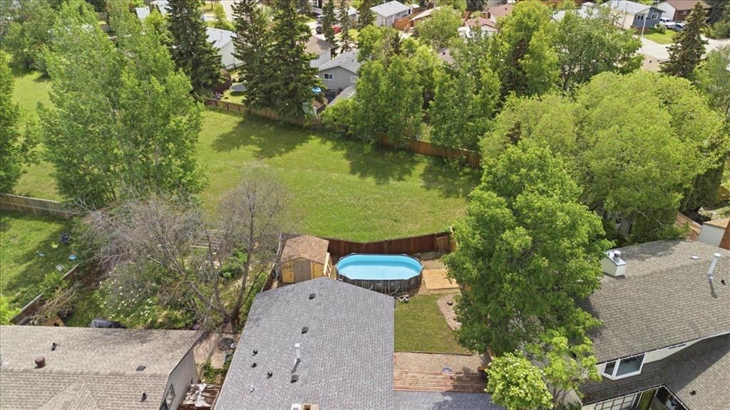 9721 75 Avenue  - Photo 4