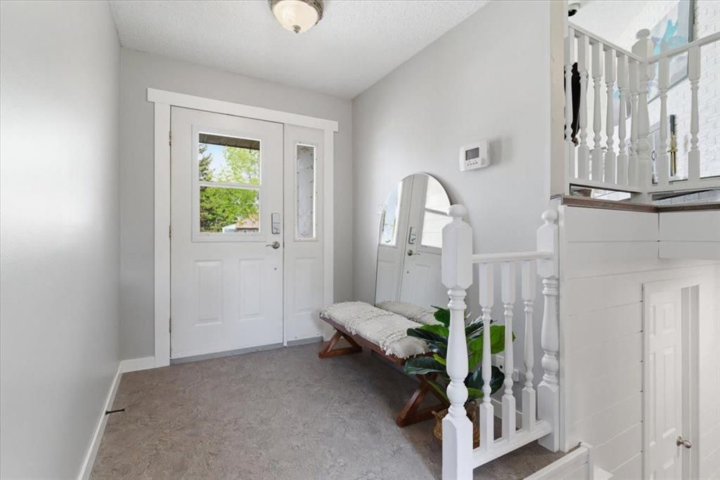 9721 75 Avenue  - Photo 6