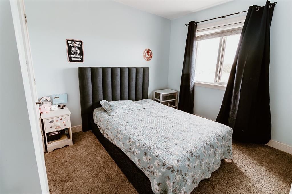 9010 Willow Drive  - Photo 25