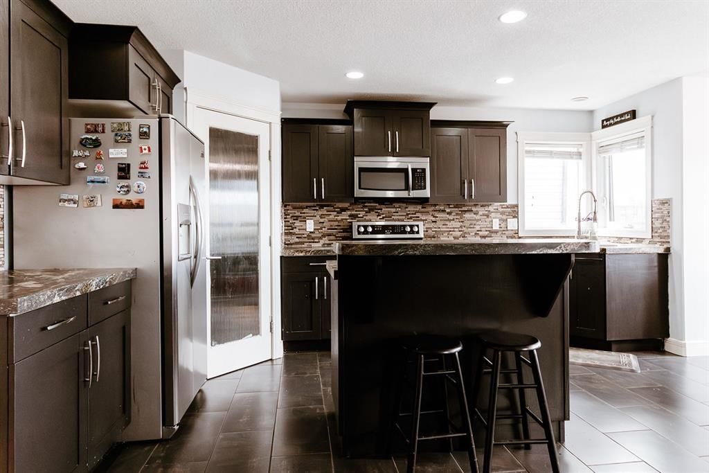 9010 Willow Drive  - Photo 8