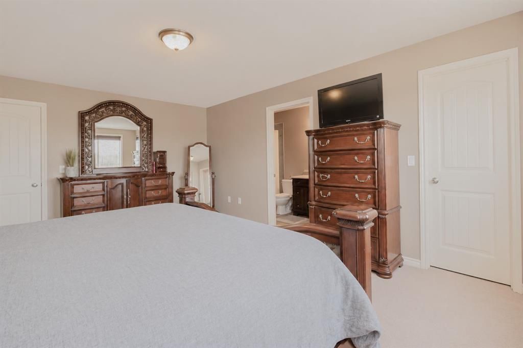 9211 102 Avenue  - Photo 15
