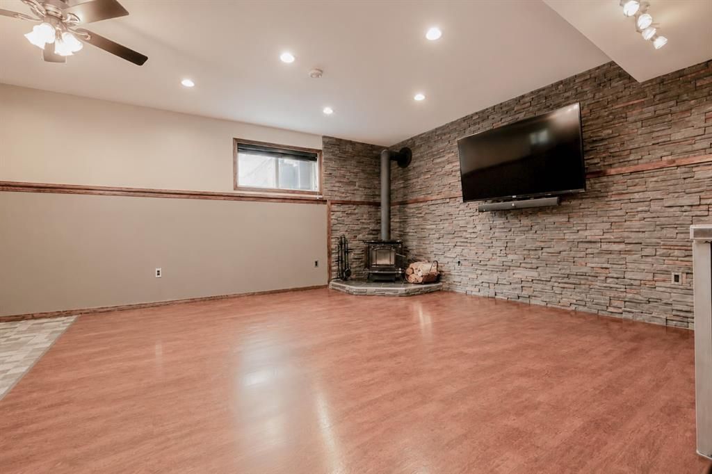 9211 102 Avenue  - Photo 19