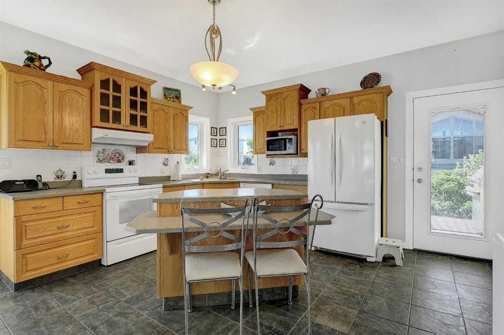9009 128 Avenue  - Photo 9