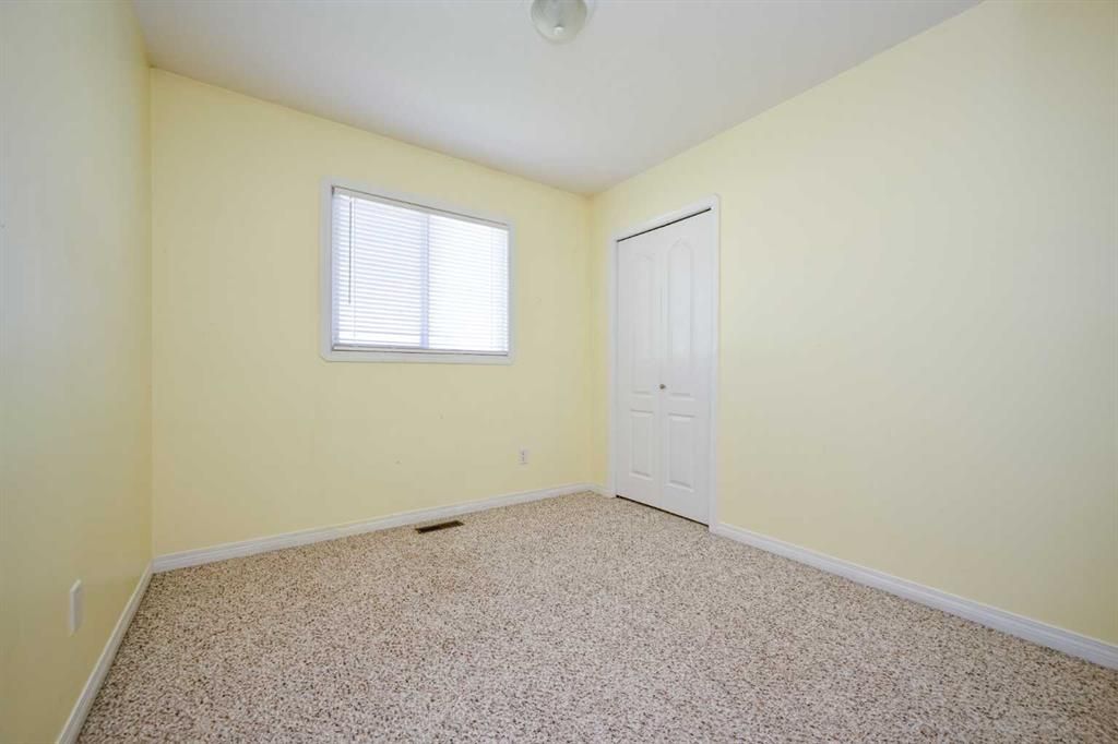 9627 91 Street  - Photo 14