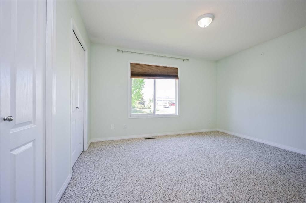 9627 91 Street  - Photo 16