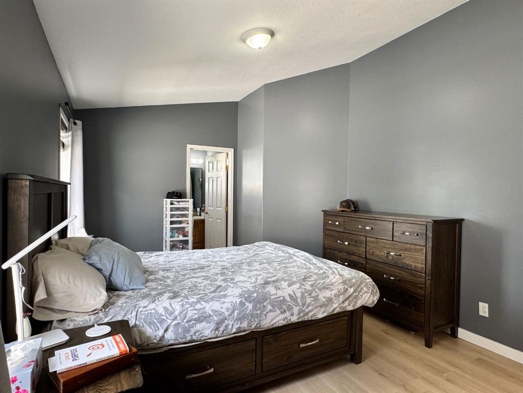 6001 90A Street  - Photo 19