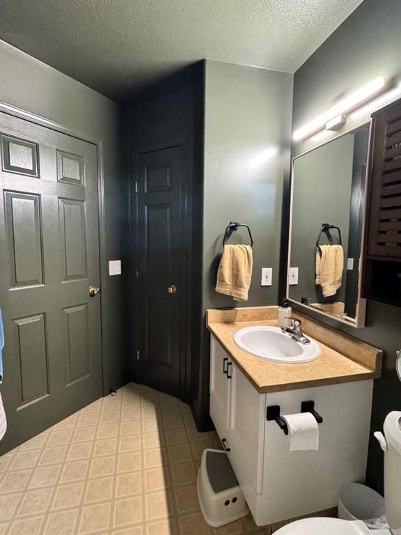 6001 90A Street  - Photo 23